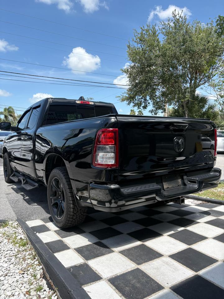 RAM 1500 Big Horn Quad Cab 4WD 2022
