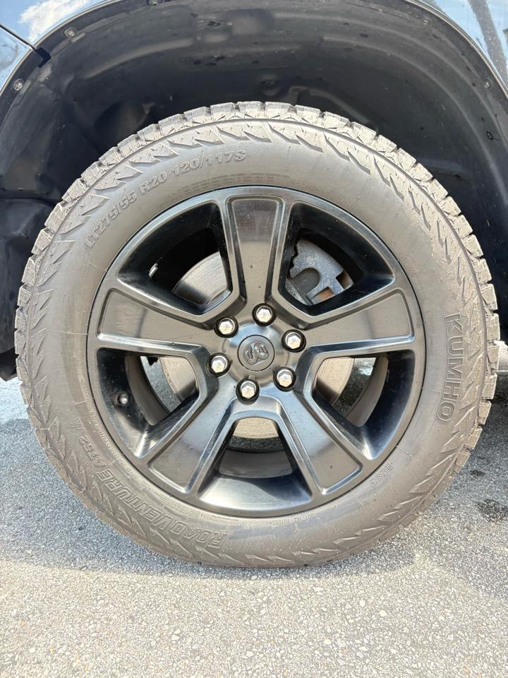 RAM 1500 Big Horn Quad Cab 4WD 2022