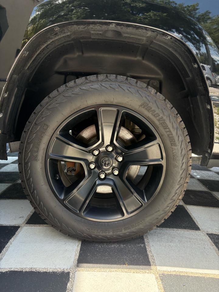 RAM 1500 Big Horn Quad Cab 4WD 2022