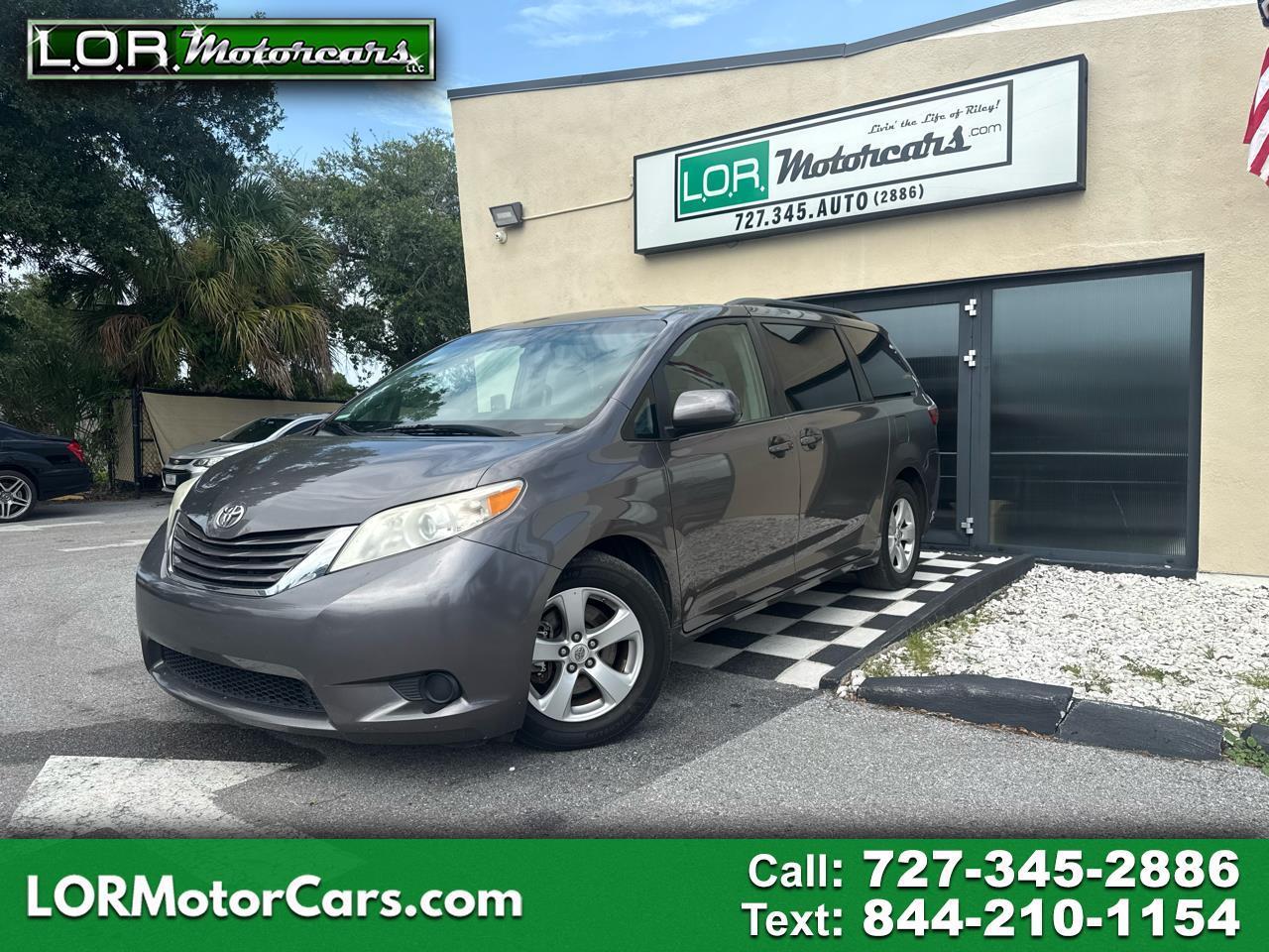 Toyota Sienna LE FWD 8-Passenger V6 2016