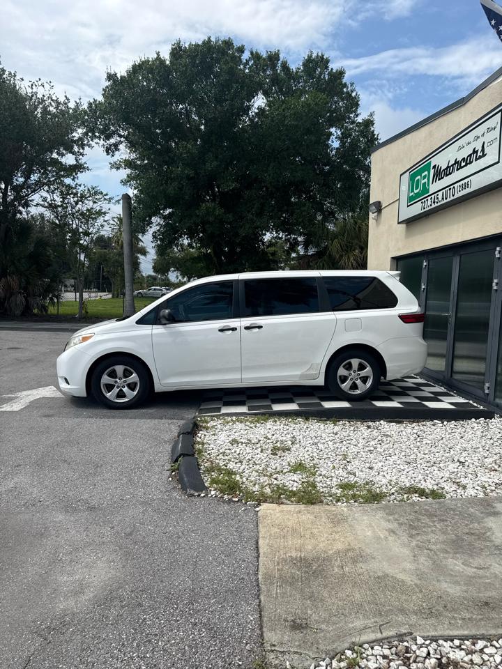 Toyota Sienna L FWD 7-Passenger V6 2016