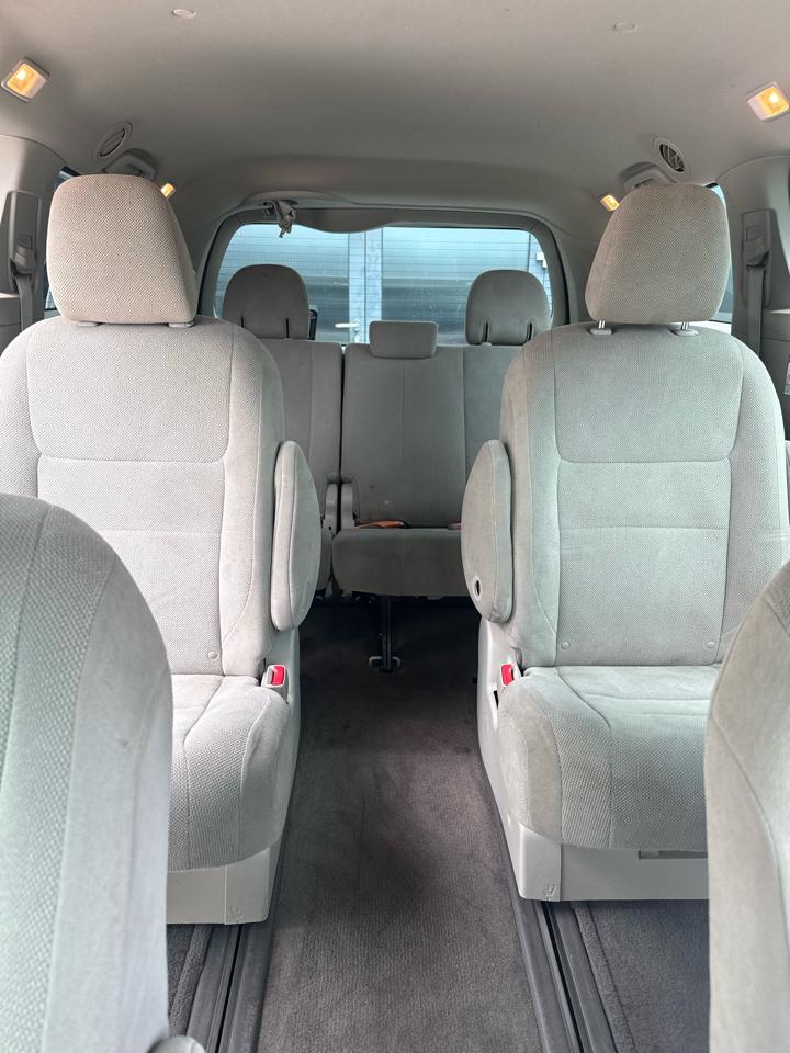 Toyota Sienna L FWD 7-Passenger V6 2016