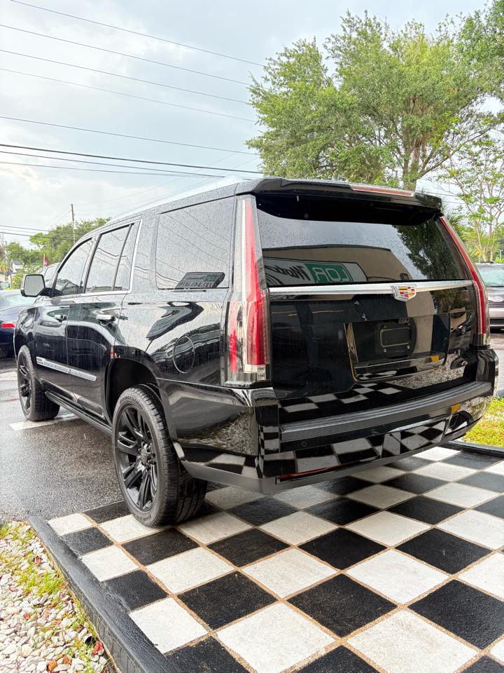 Cadillac Escalade Premium 2WD 2017