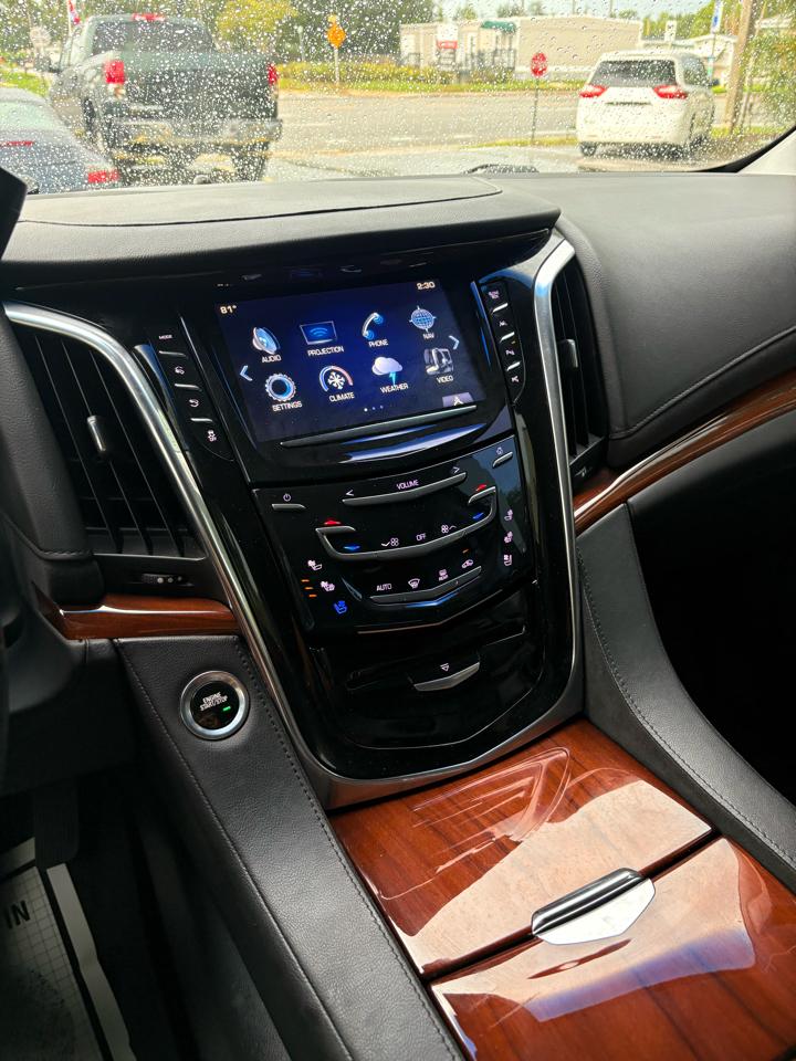 Cadillac Escalade Premium 2WD 2017