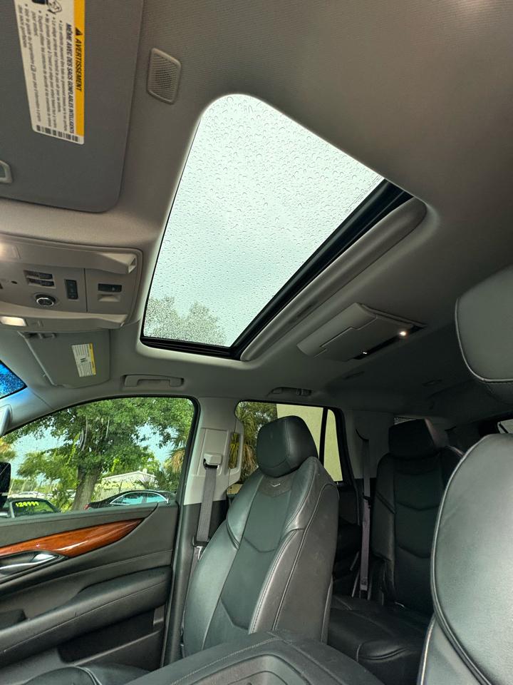 Cadillac Escalade Premium 2WD 2017