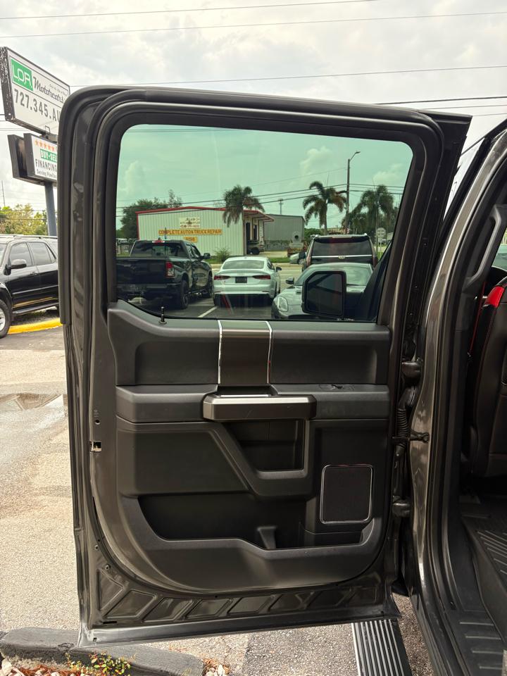 Ford F-150 Lariat SuperCrew 4WD 2019