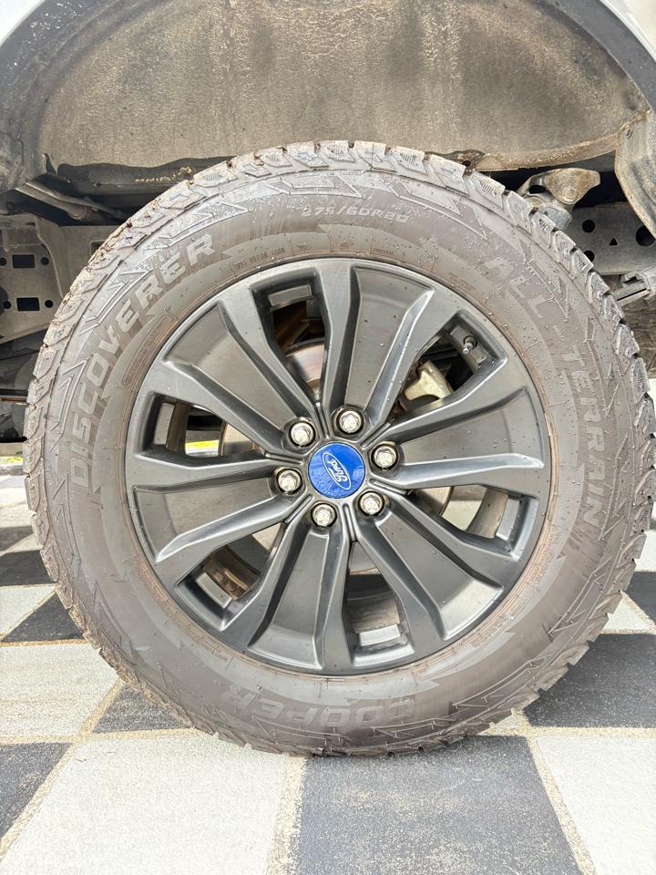 Ford F-150 Lariat SuperCrew 4WD 2019