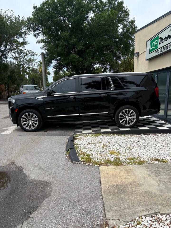 GMC Yukon XL Denali 2WD 2021