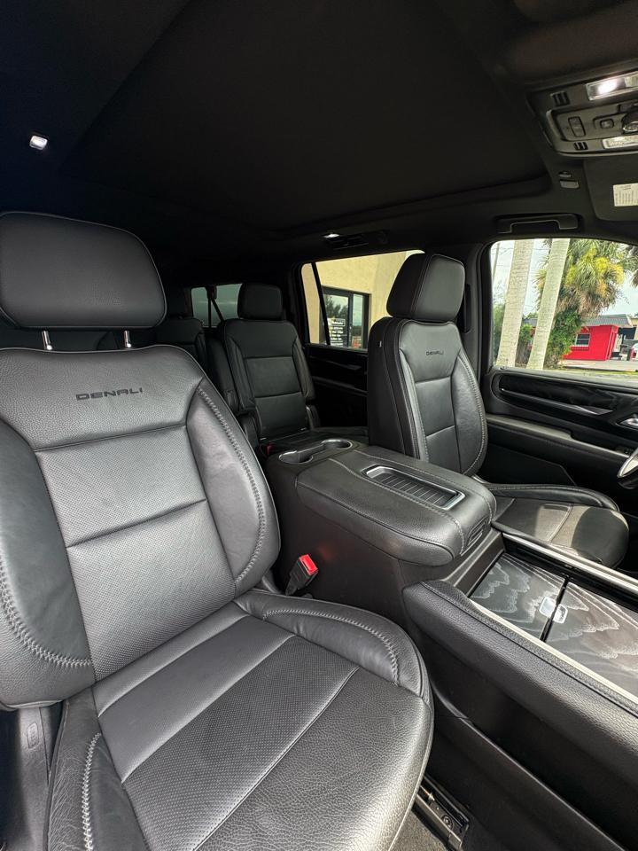 GMC Yukon XL Denali 2WD 2021