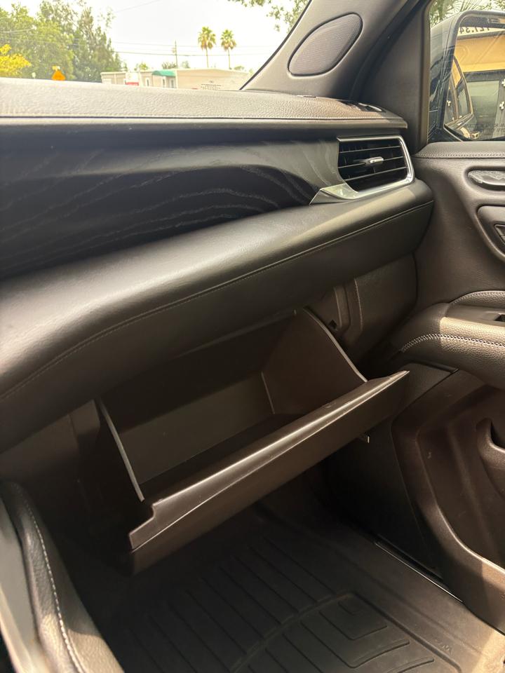 GMC Yukon XL Denali 2WD 2021