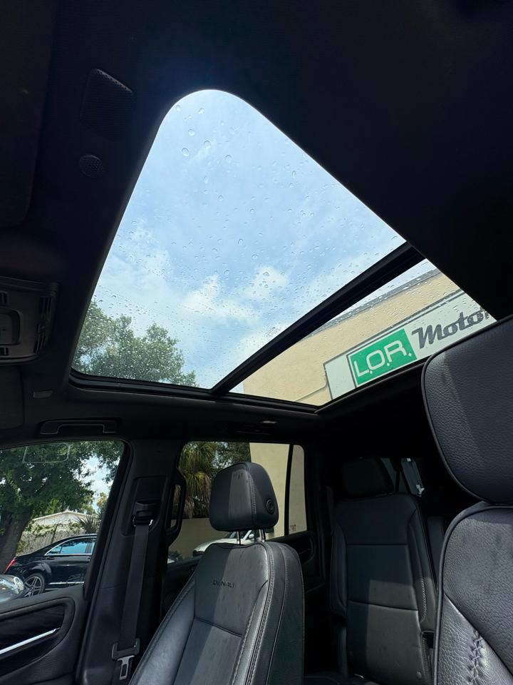GMC Yukon XL Denali 2WD 2021