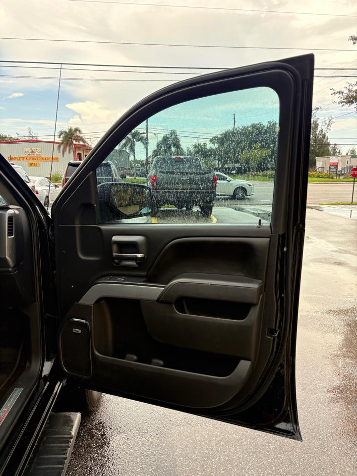 Chevrolet Silverado 1500 LTZ Crew Cab 4WD 2015
