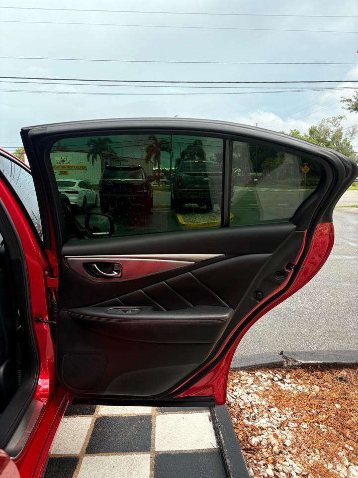 Infiniti Q50 Red Sport 400 AWD 2019