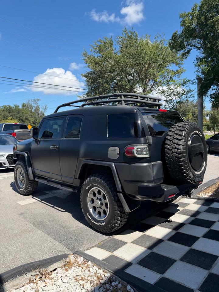 Toyota FJ Cruiser 4WD 2011