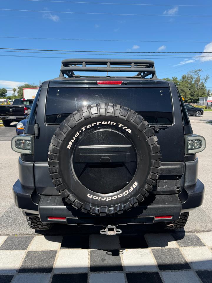 Toyota FJ Cruiser 4WD 2011