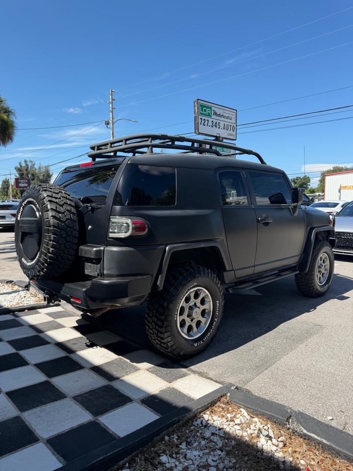 Toyota FJ Cruiser 4WD 2011