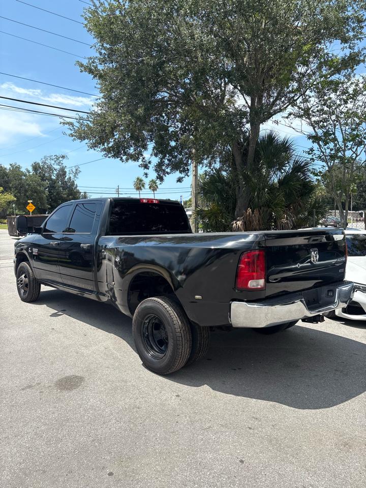 RAM 3500 ST Crew Cab 4WD 2012