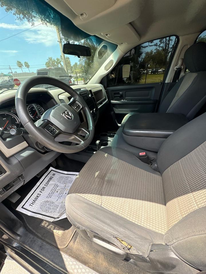 RAM 3500 ST Crew Cab 4WD 2012