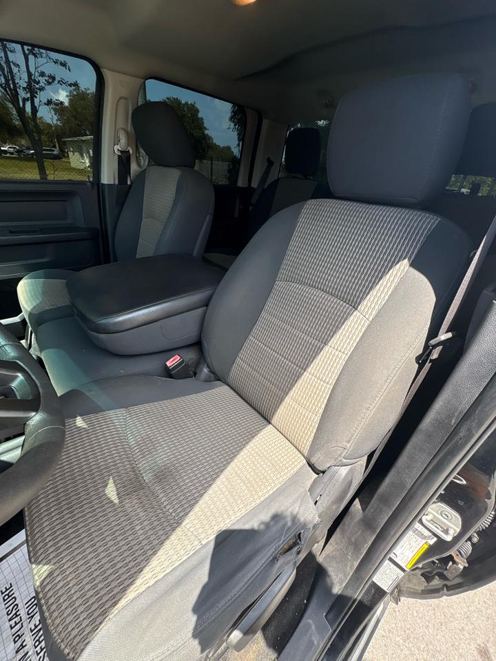 RAM 3500 ST Crew Cab 4WD 2012