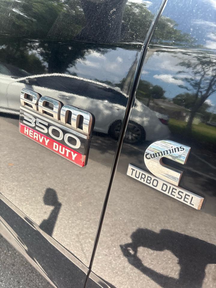 RAM 3500 ST Crew Cab 4WD 2012