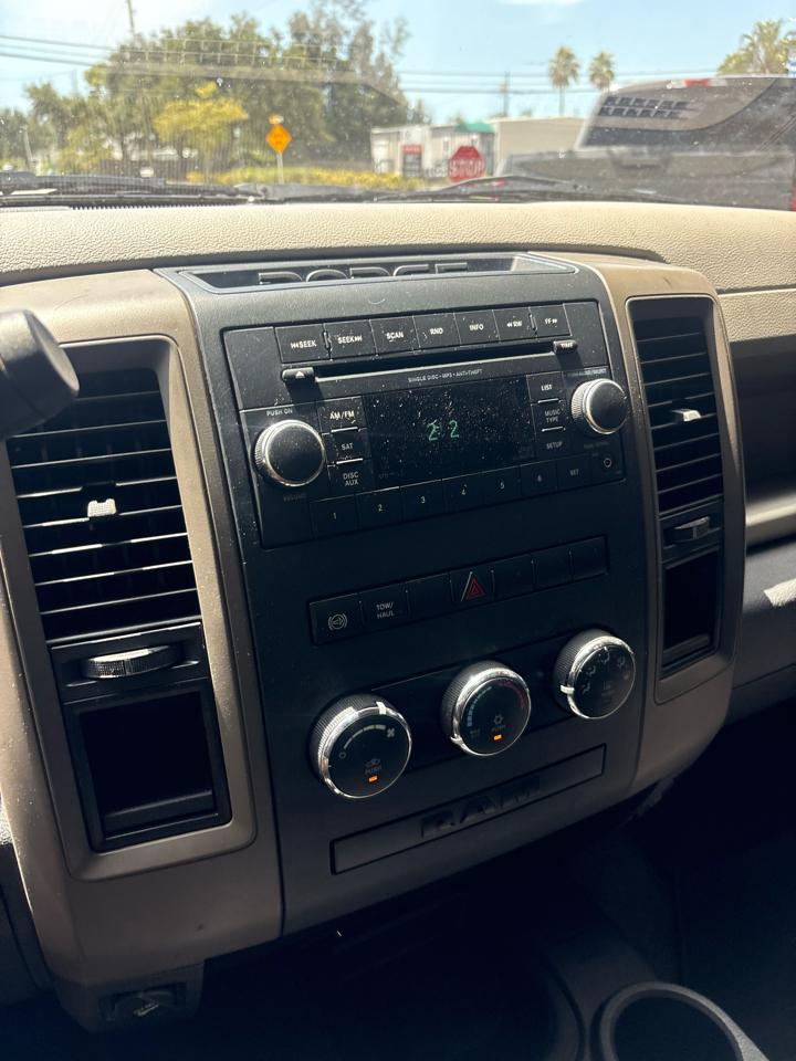 RAM 3500 ST Crew Cab 4WD 2012