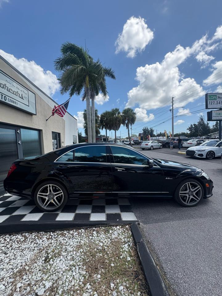 Mercedes-Benz S-Class S63 AMG 2010