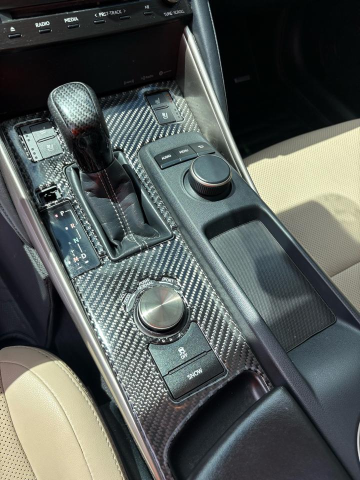 Lexus IS 300 RWD 2018