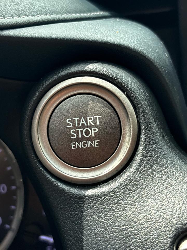 Lexus IS 300 RWD 2018
