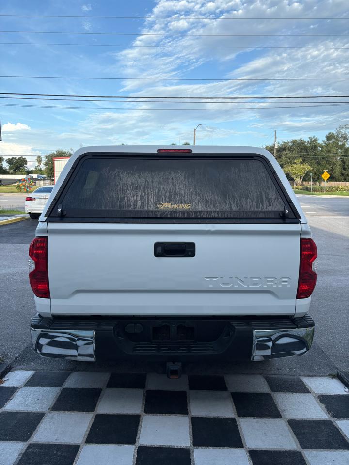 Toyota Tundra Limited 5.7L FFV CrewMax 4WD 2018