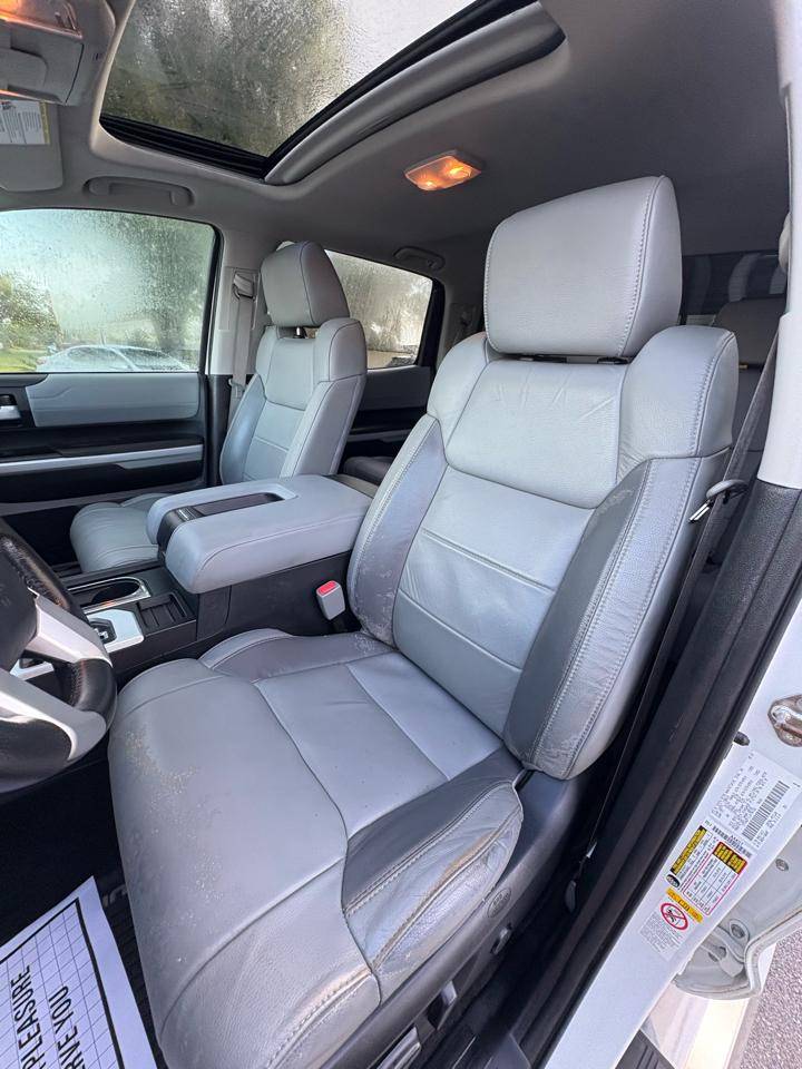 Toyota Tundra Limited 5.7L FFV CrewMax 4WD 2018