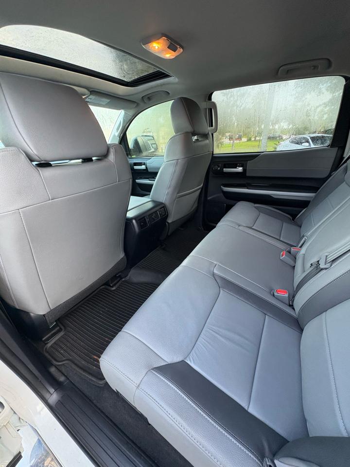 Toyota Tundra Limited 5.7L FFV CrewMax 4WD 2018