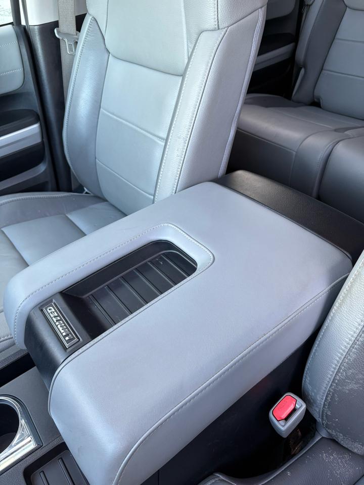 Toyota Tundra Limited 5.7L FFV CrewMax 4WD 2018