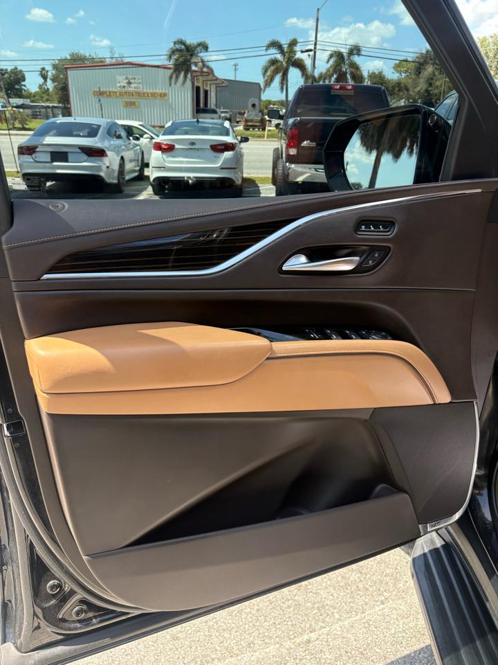 Cadillac Escalade Premium Luxury AWD 2021