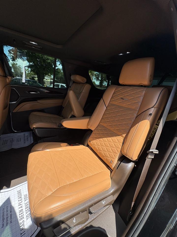 Cadillac Escalade Premium Luxury AWD 2021
