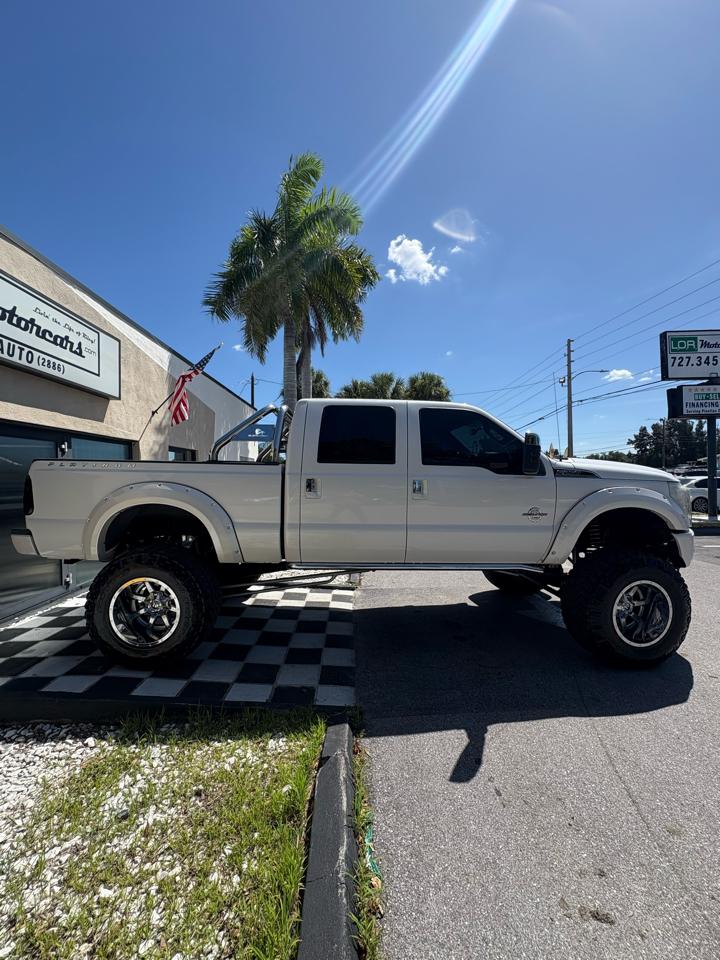 Ford F-250 SD Lariat Crew Cab 4WD 2015