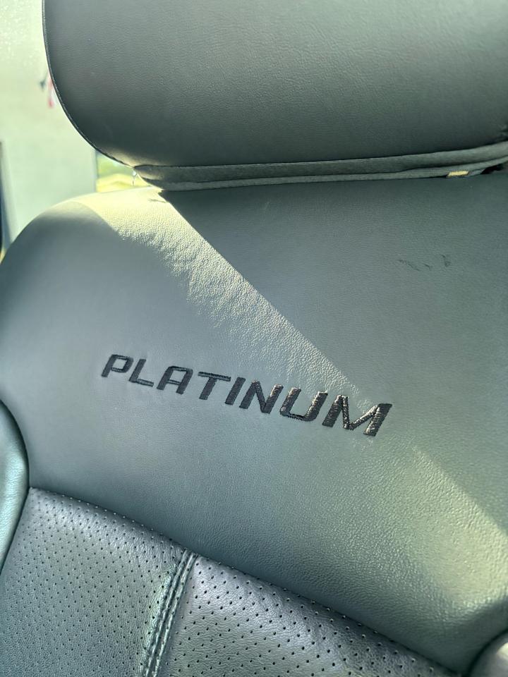 Ford F-250 SD Lariat Crew Cab 4WD 2015