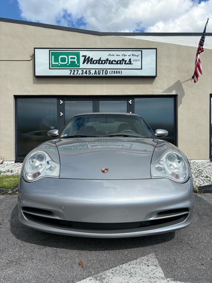 Porsche 911 Carrera Coupe 2004