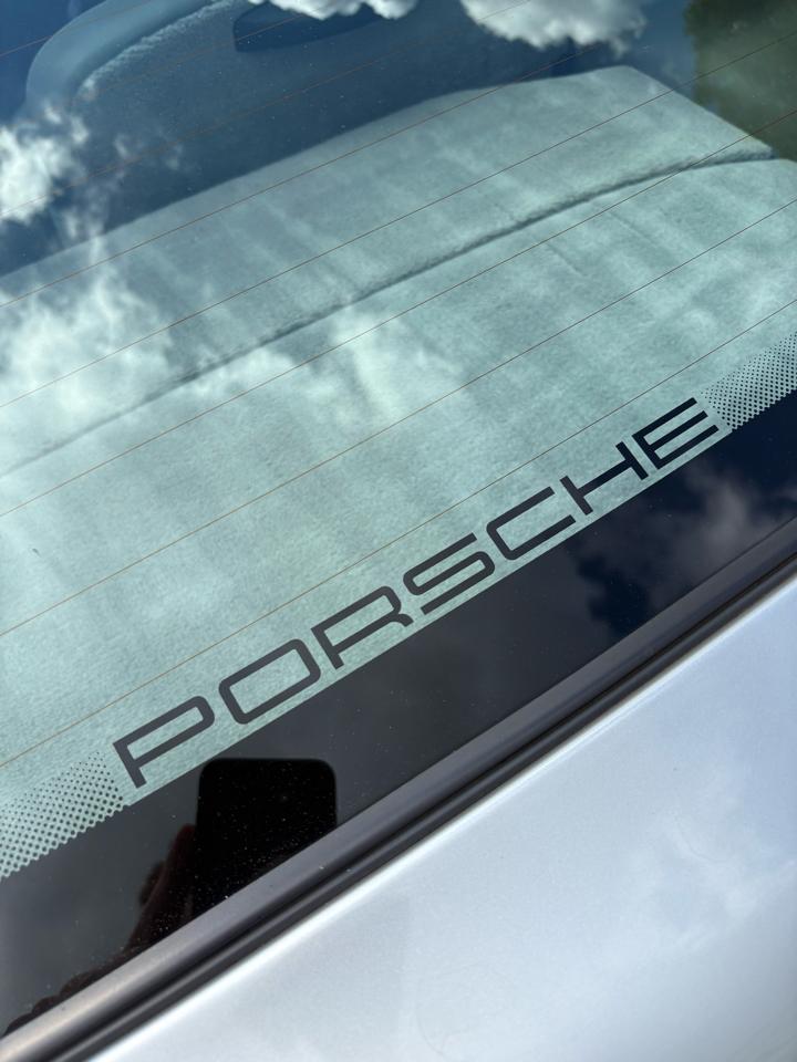 Porsche 911 Carrera Coupe 2004