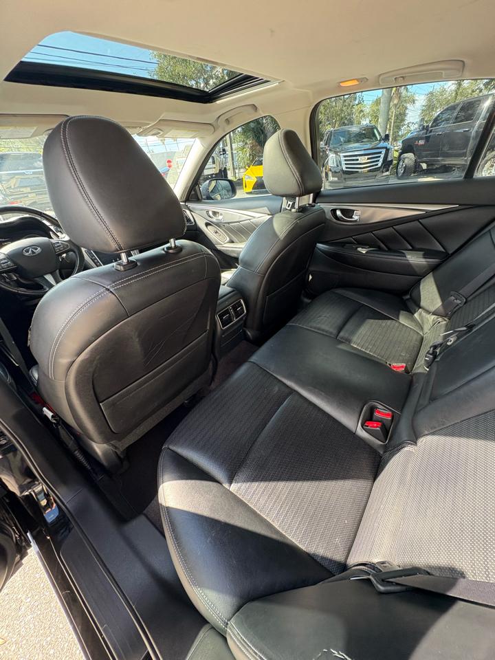 Infiniti Q50 Red Sport 400 AWD 2016