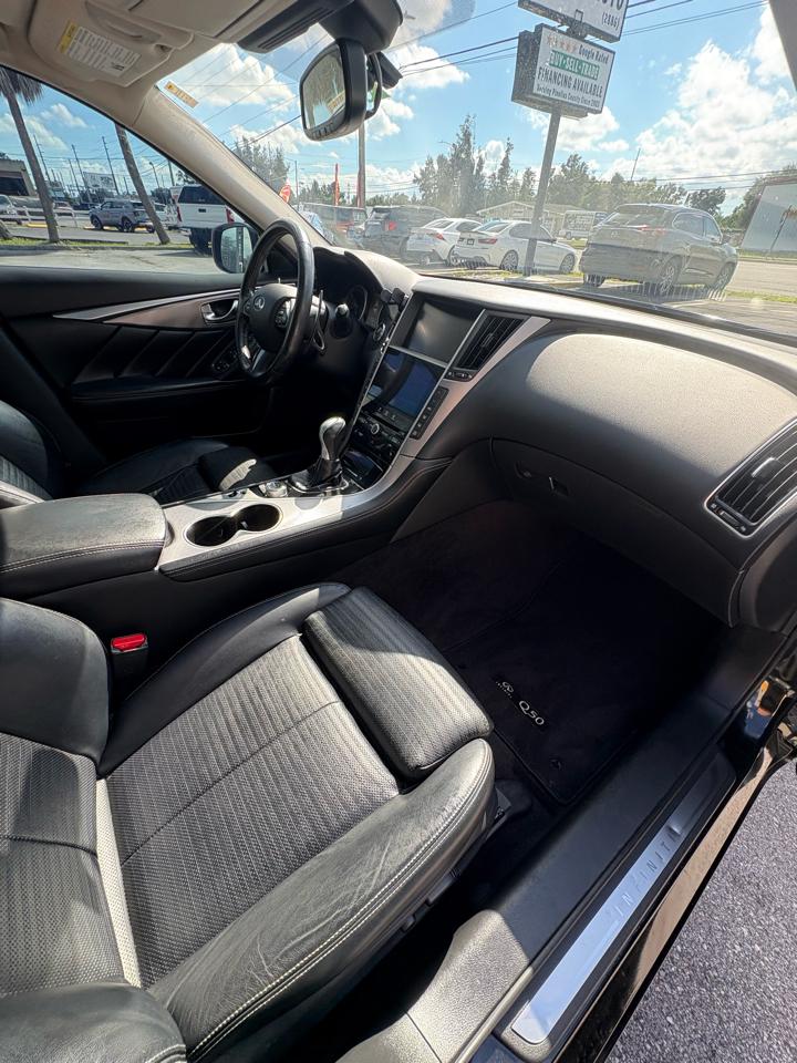 Infiniti Q50 Red Sport 400 AWD 2016