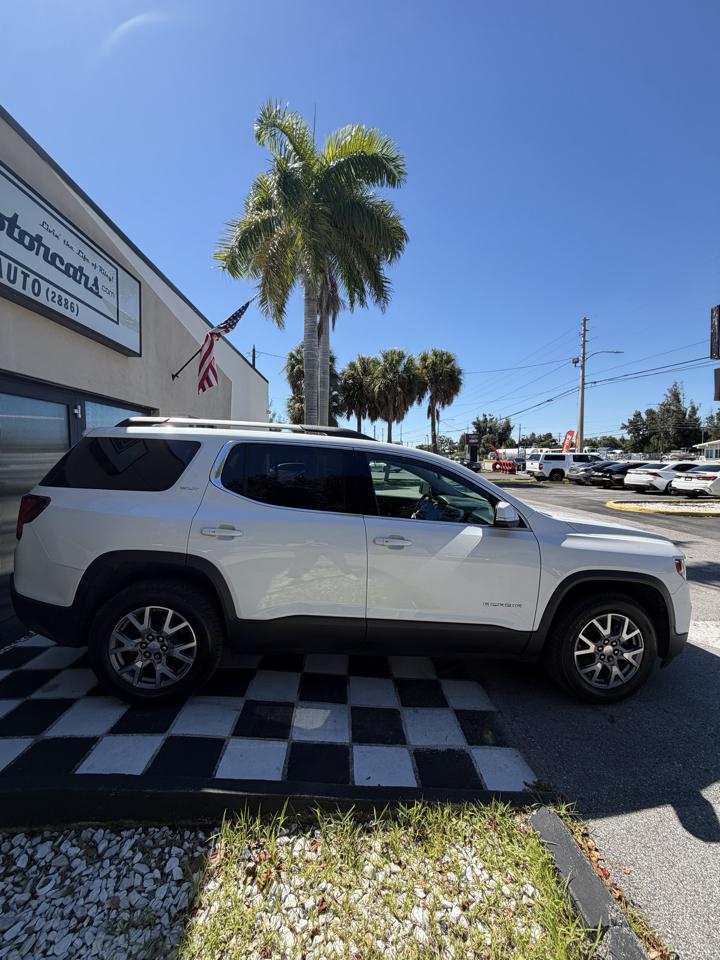 GMC Acadia SLT 2020