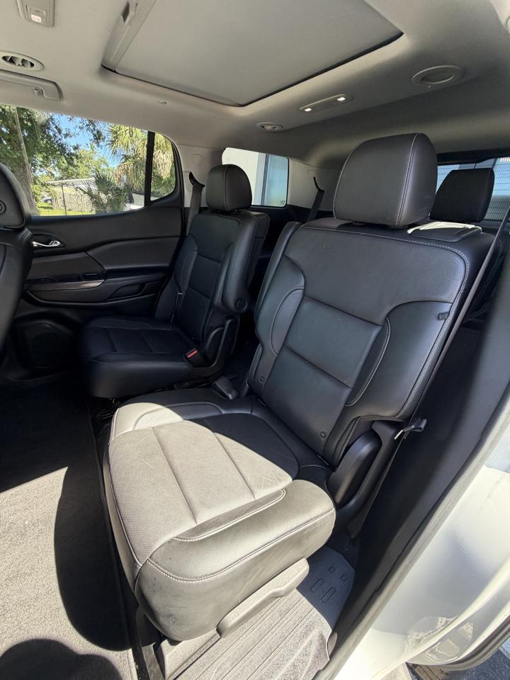 GMC Acadia SLT 2020