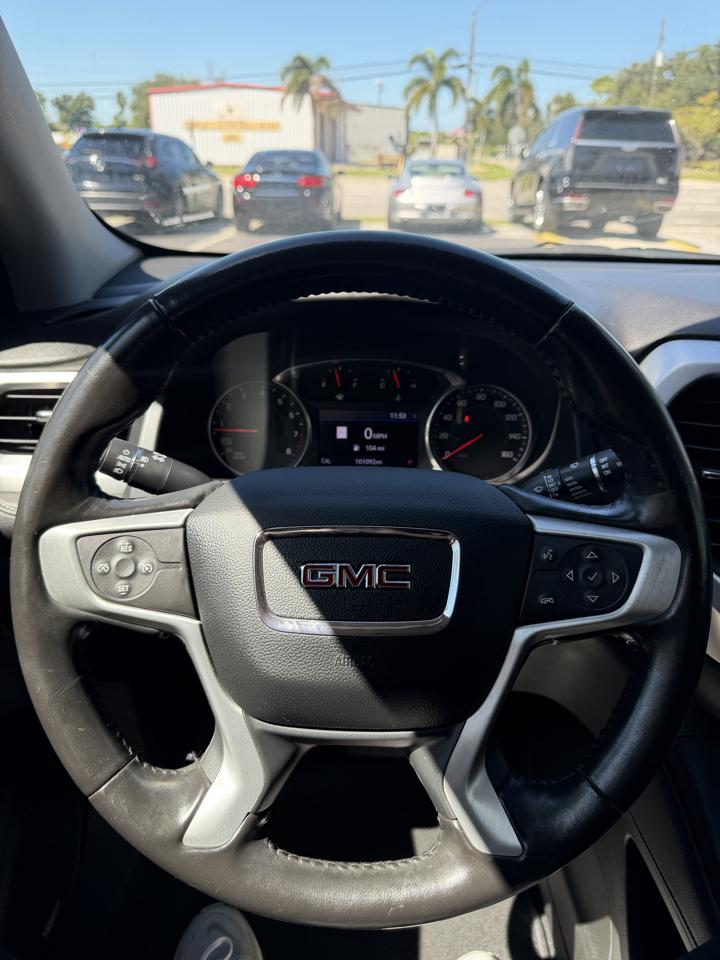 GMC Acadia SLT 2020