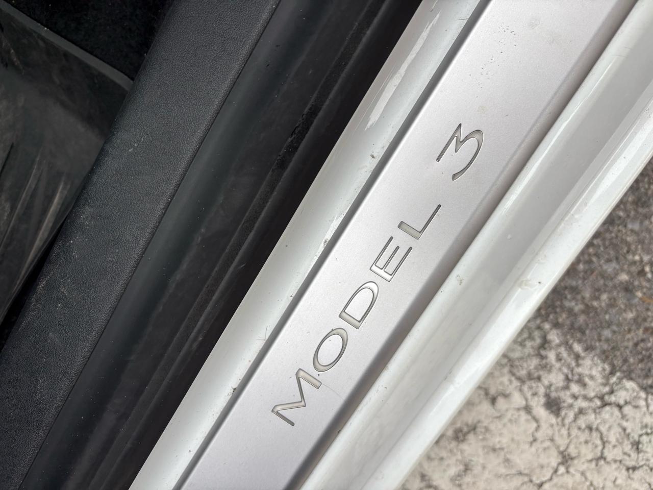 Tesla Model 3 Standard Range Plus 2021
