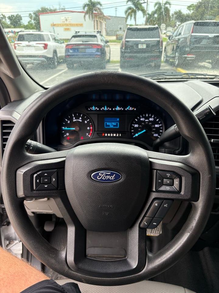 Ford F-250 SD Lariat Crew Cab 2WD 2020