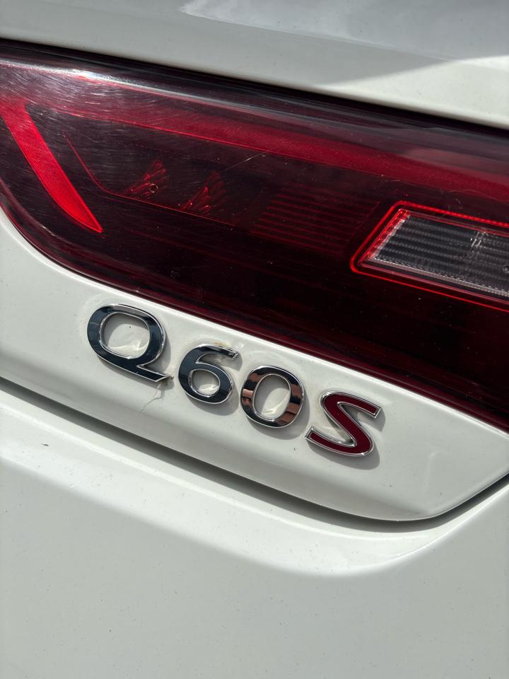 Infiniti Q60 Red Sport 400 AWD 2018