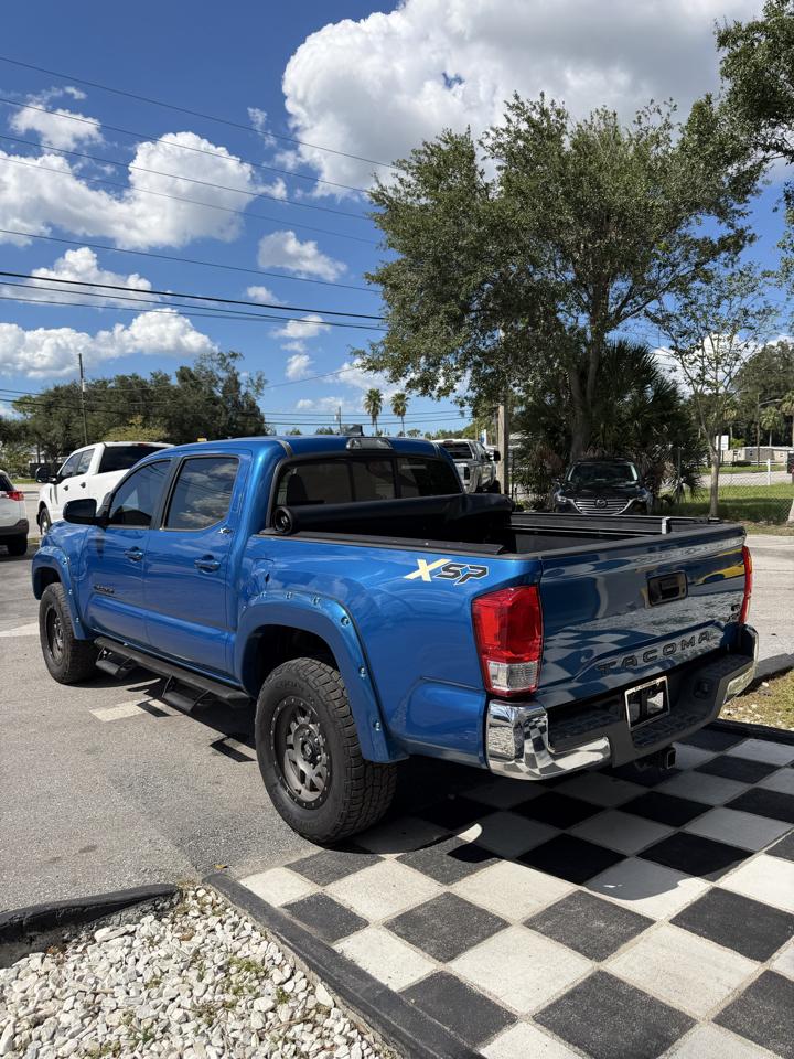 Toyota Tacoma SR5 Double Cab 2WD 2017