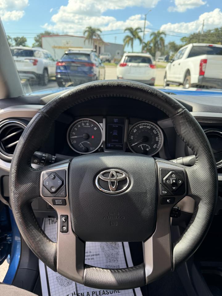 Toyota Tacoma SR5 Double Cab 2WD 2017