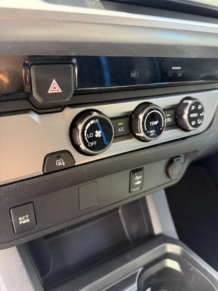 Toyota Tacoma SR5 Double Cab 2WD 2017