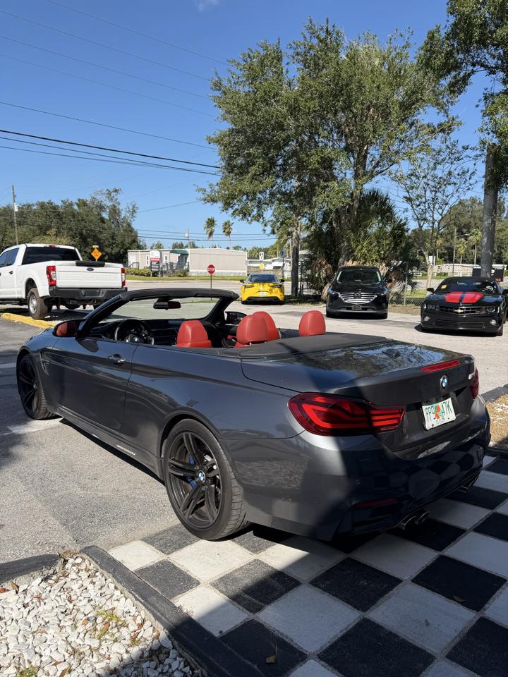 BMW M4 Convertible 2020